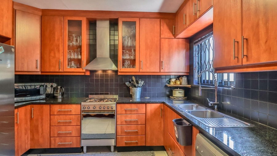 6 Bedroom Property for Sale in Franskraal Western Cape